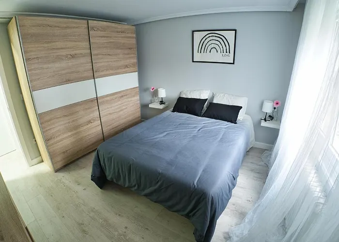 Bonito Piso Villafria Apartment